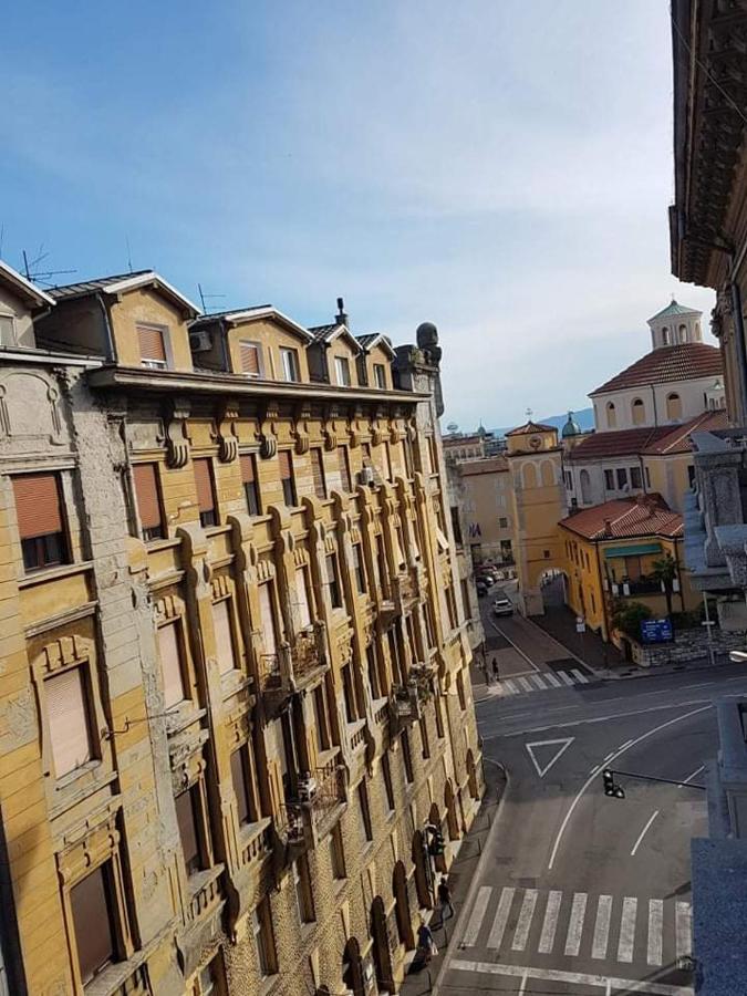 Soba Marinko Hotel Rijeka Exterior photo
